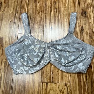 42DDD LIKE NEW Wacoal Awareness Bra in Silver Sconce, style 85567